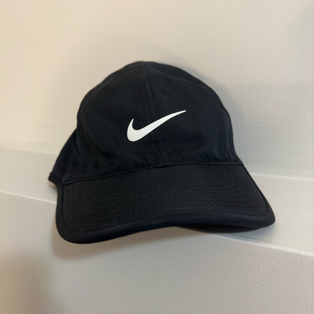 Woman’s Nike Golf Hat